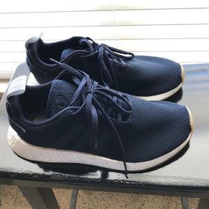 Adidas NMD R2 Women’s Size 9 Shoes